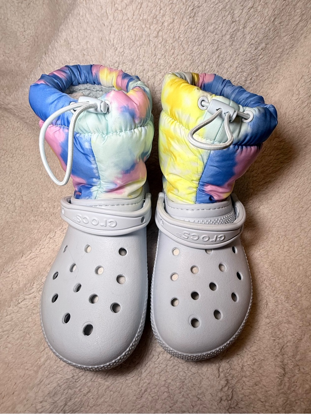 Crocs Classic Lined Neo Puff Tie Dye Women's 7 Boots Tie‎ Dye Mineral Blue